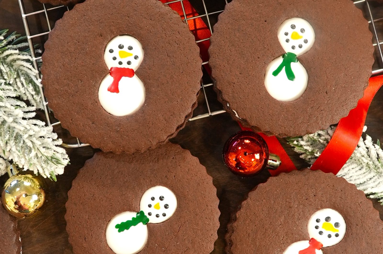 Snowman Linzer Cookies